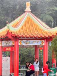 Lost in the Clouds… or Just in Genting : Chin Swee Pagoda