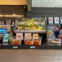 คาเฟ่วิวทะเล🧜‍♂️ Phala craft Coffee Roaster 