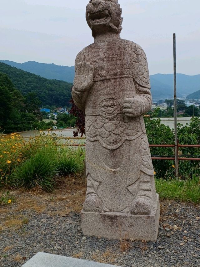 혼자 떠나는 사색과 명상의 시간