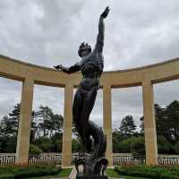 🇺🇸🌊 Normandy American Cemetery & Memorial: A Solemn Summer Pilgrimage  