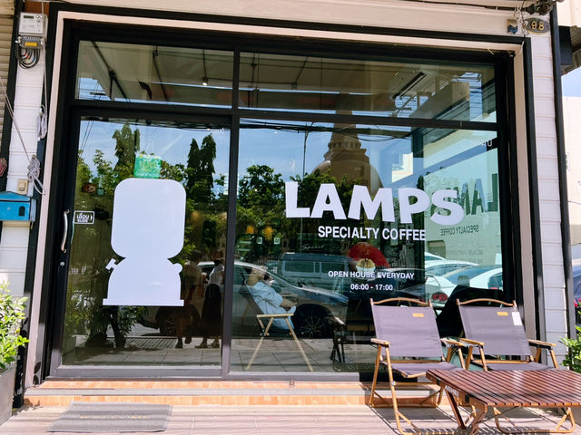 Lamps specialty coffee นครปฐม