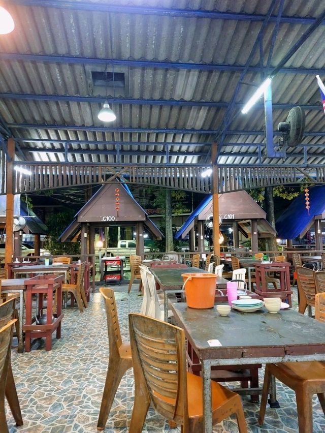 เรือนเพชรหมูกระทะ, หาดใหญ่