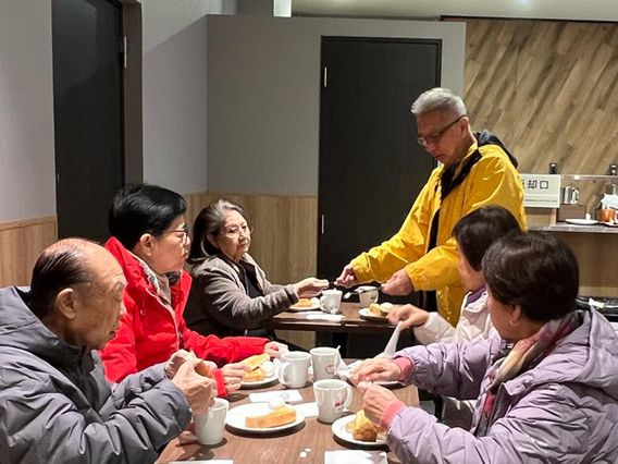 5/5 Breakfast experience at Holly Cafe 