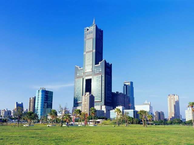 85大樓：從高空望見港都的壯闊與溫柔