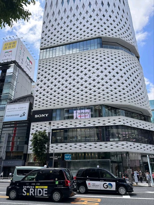 🎌✨ Tokyo Diaries: Where Cool Meets Culture! ✨🏙️