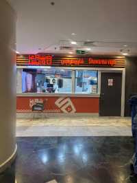 Eating Halal Food & Delicious at Makkah Safwah Tower