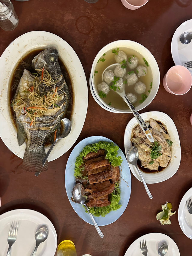 ร้านอร่อยเบตง ต้องต้าเหยิน