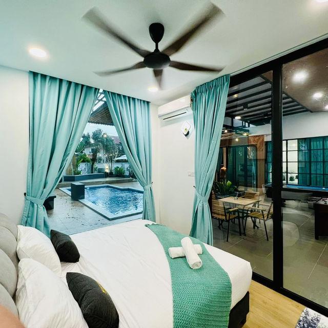  Splash & Serenity: A Grand Family Escape at The Viista Villa
