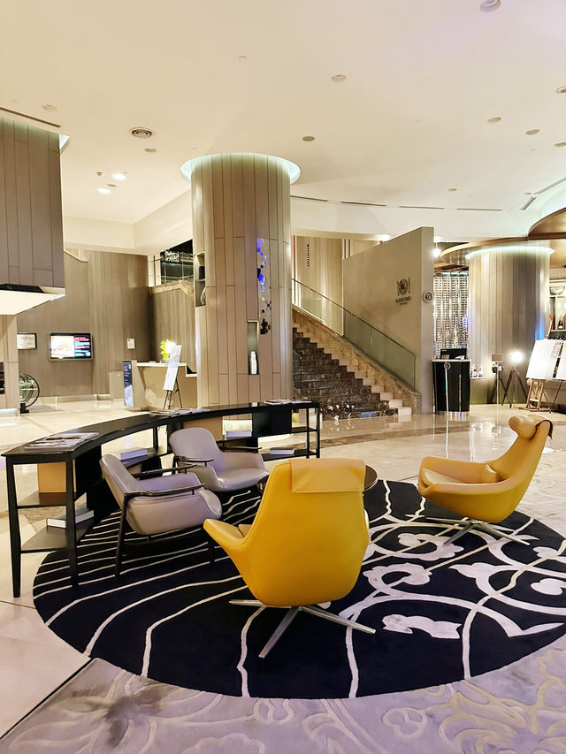 Elegance in Transit – Le Méridien KL Lobby Vibes ✨