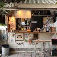   Lykke Coffee (ลุกกะคอฟฟี่)