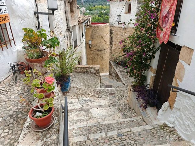 Bocairent: Stone Streets, Caves, and Old-School Cool