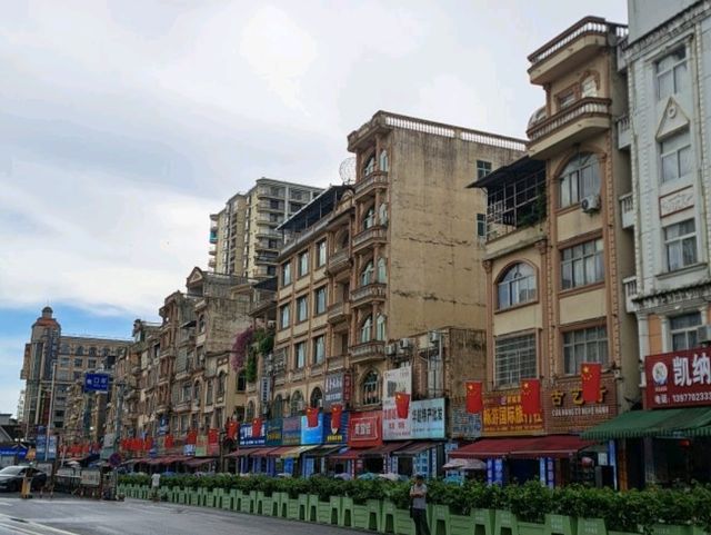 世界最大嘅跨國瀑布 壯觀👍