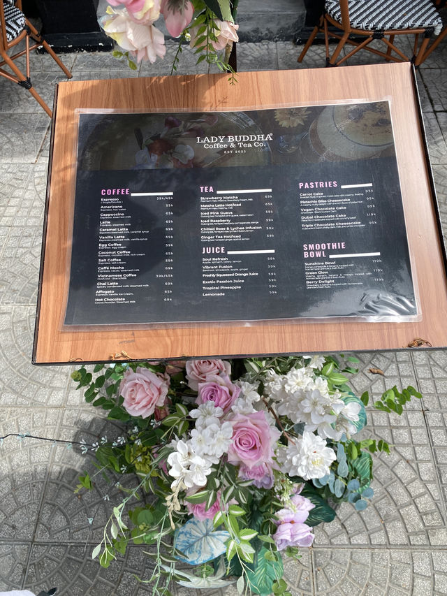 Lady Buddha Cafe & Bistro คาเฟ่สายสเปเชียลตี้ 