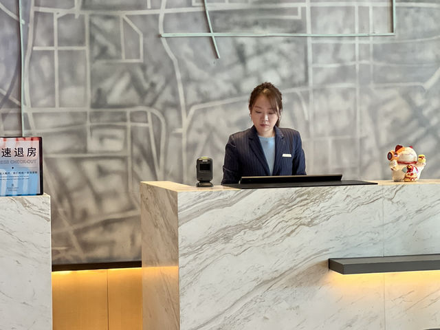 自製愉快假期：深圳彭年萭丽酒店2天一夜包自助早、晚餐套票