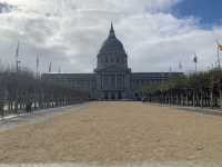 舊金山市政廳｜金頂圓頂建築的政治與藝術殿堂 🏛️