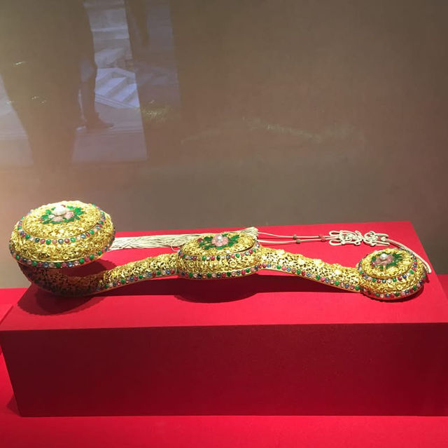  Walking Through Imperial History at the Forbidden City