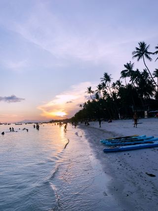 Sun-Kissed Adventures and Natural Wonders in the Visayas 🌴🌊

Ready for the ultimate getaway? Explore Bohol and beyond with sparkling beaches, dreamy caves, and unique wildlife encounters! Our all-time favorite? Bohol’s crystal-clear waters—absolutely irresistible.

Kick things off at Alona Beach (Panglao, Bohol)—open all day, year round. Sunrise walks along powdery sand and crystal-clear shallows are non-negotiable! Grab a beachfront breakfast, rent snorkeling gear, or hop on a paddleboard for unbeatable ocean views. Insta-tip: shots near the Palm Tree swings or during golden hour are pure magic.

Head next to Hinagdanan Cave (JRG2+496, Dauis). Open 08:00-16:00, this mystical underground spot is not only a cool escape from the heat but offers dramatic sunlight shafts through limestone chambers—perfect for silhouette selfies. Watch your step; it gets slippery inside!

Nature lovers, don’t miss the Bohol Tarsier Conservation Area (Bilar, Bohol—08:00-17:00). It’s a peaceful jungle haven to spot these adorable, wide-eyed creatures. Rule of thumb: no loud noises or flash photography here! Respect their space for better viewing.

Wind down at Bantug Lake Ranch (Granada Alangilan Road, Bacolod)—open 08:30-17:30 (weekdays), 08:30-18:00 (weekends). Go horseback riding, try fishing, or enjoy lazy lakeside picnics. Best photo ops: scenic boat rides and golden hour by the lake’s edge.

Wrap your trip with Cebu’s vibrant city energy (8V8P+75F, Cebu City). Dive into bustling markets or take in sunset cityscapes before flying out.

Personal tip: Bohol’s beaches are best for chill vibes and spontaneous dips—pack light, bring lots of reef-safe sunscreen, and dive in! 🌞

#Bohol #Philippines #BeachTrip #NatureLovers #TravelGuide#familytrip 