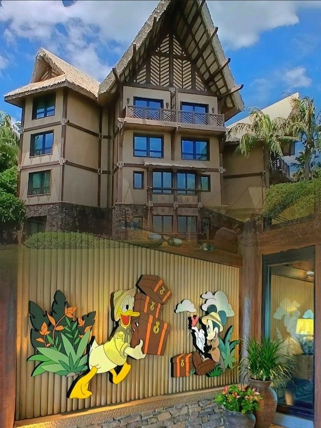 A Magical Stay at Hong Kong Disneyland Explorers Lodge