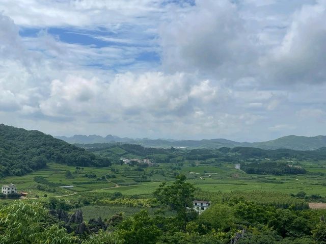「地表最狂石林」富川•神劍石林景區「橫看成嶺側成峰」 「地表最狂石林」富川•神劍石林景區「橫看成嶺側成峰」