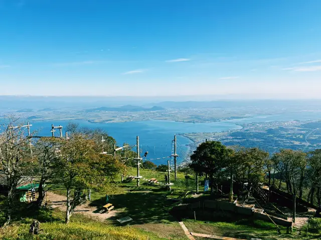 琵琶湖Valley：遠望湖泊的迷人景致 🌅🏞️