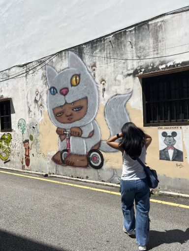 2026年 Mural - Kids on bicycle by Ernest Zacharevic観光スポット