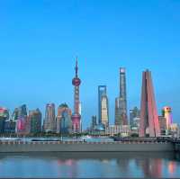 เดินเล่นริมแม่น้ำหรูหรา – สัมผัสเสน่ห์ The Bund 