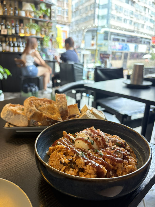 下晝coffee shop夜晚酒吧,佐敦人氣餐廳推薦 下晝coffee shop夜晚酒吧,佐敦人氣餐廳推薦