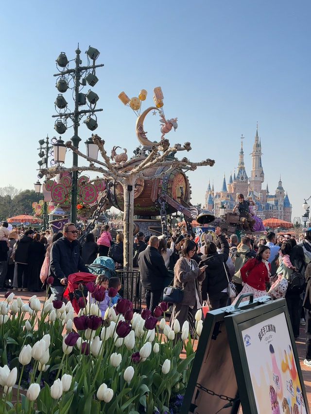 🐻🍯 ผจญภัยในโลกหมีพูห์ที่ Shanghai Disneyland! 🐻🍯 ผจญภัยในโลกหมีพูห์ที่ Shanghai Disneyland!