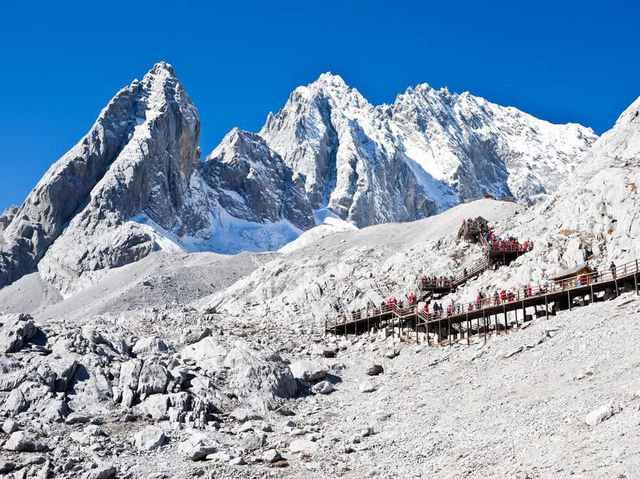 Jade Dragon Snow Mountainพิชิตยอดมังกรหยก!  Jade Dragon Snow Mountainพิชิตยอดมังกรหยก!