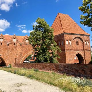 ซากปราสาทครูเซเดอร์โทรูน