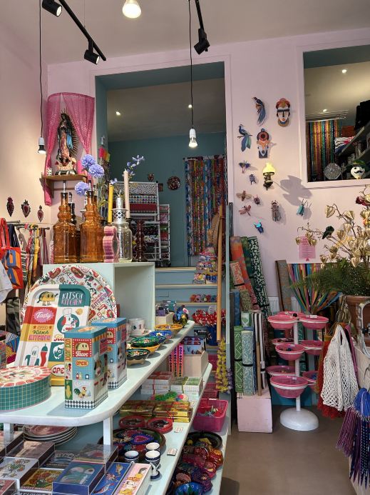 Amsterdam Girls' Trip] A neo-cute encounter between Mexico and the