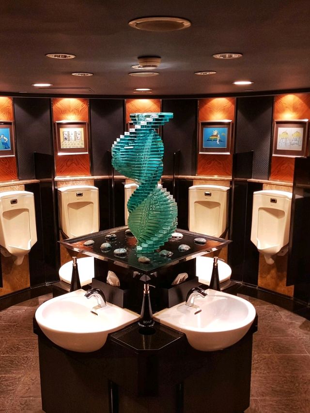 a truly Royal hotel 