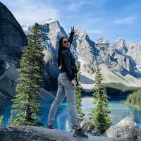Turquoise water of Moraine Lake