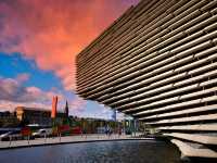 光與影的舞蹈：隈研吾的 V&A Dundee ☀️🌑🕺💃
