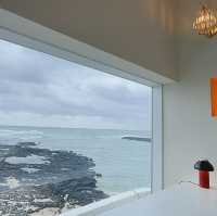 제주 구좌읍 바다를 마주한 감성카페“비수기애호가”