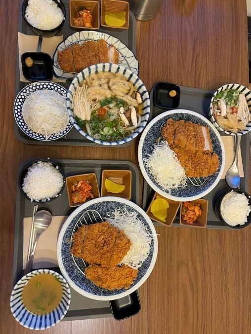 [제주/서귀포] 흑돼지로 만든 바삭한 돈가스와 우동 맛집 '바삭(BASAK)'