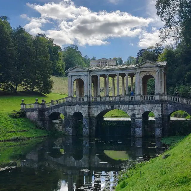 바스(Bath) 시내에서 1.9마일 떨어진 천국—프라이어 파크 랜드스케이프 가든.
