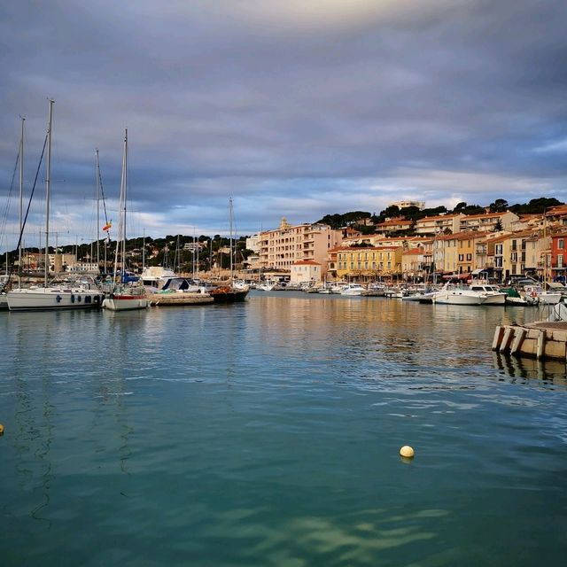 From Calanques to Coastline: My Cassis Beach Adventure