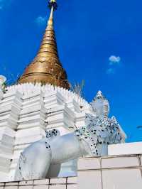 Wat Phra Bat Huai Tom — Sacred Hmong Temple in Lampang
