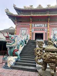 Pagoda & Temple of Phu Quok centre 