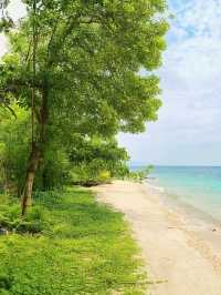 🏝️ Gili Labak – A Tiny Island Paradise Off the Beaten Path