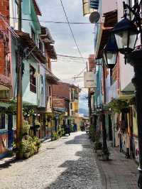Colombia Trip: Chromatic Streets in Guatape is perfect for Influencers!