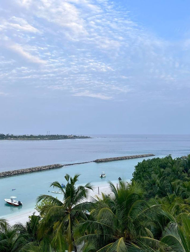 Maldives Magic: 3 Resorts That Redefine Paradise
