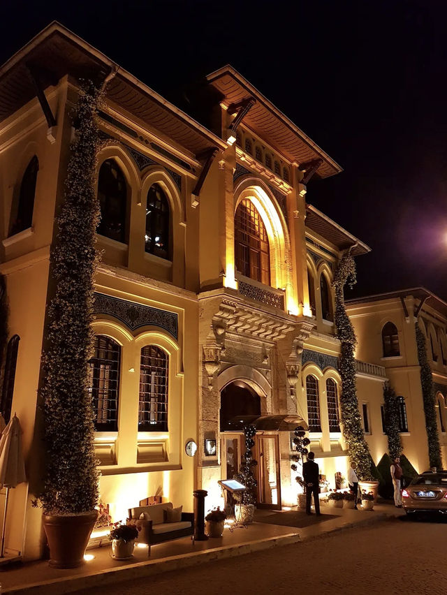 Four Seasons Hotel Istanbul at Sultanahmet Four Seasons Hotel Istanbul at Sultanahmet