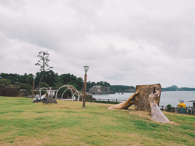 遊濟州🇰🇷西歸浦市海濱藝術公園