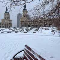 哈爾濱冰雪景點：音樂長廊雪人、聖索菲亞大教堂、中央大街，不冷哈哈！