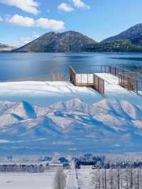 Soaking in hot springs amid the pristine white snow❄