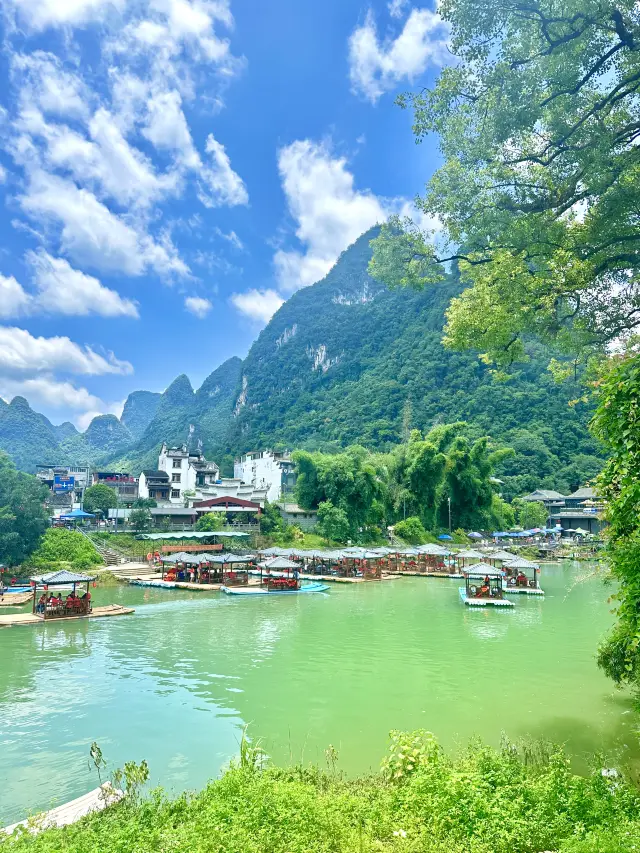 Guilin C Tourism | Li River 20 RMB Background Shooting Point