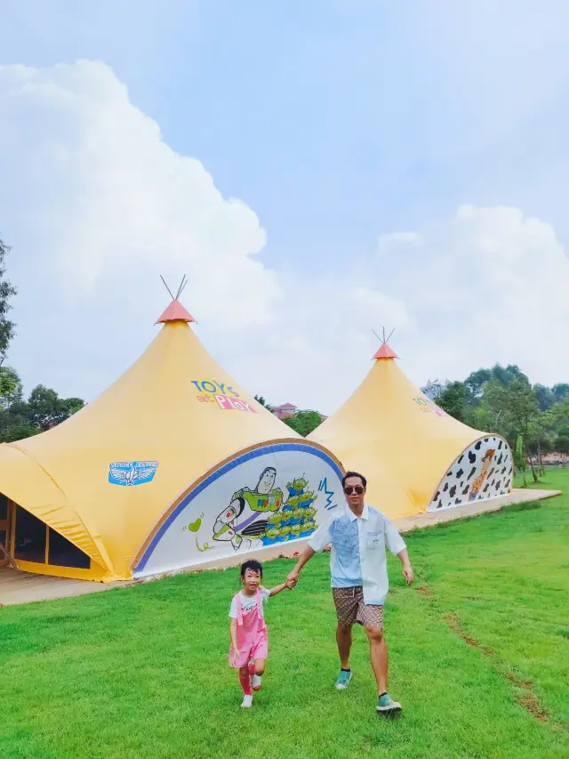 This dopamine camp really knows how to have fun, with a guide to Disney-themed camping