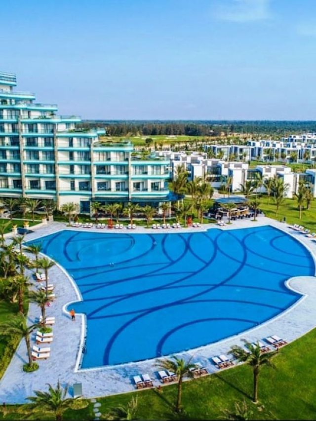 🌴 Hoi An's Hidden Gem: Vinpearl Resort & Golf 🏌️‍♂️✨